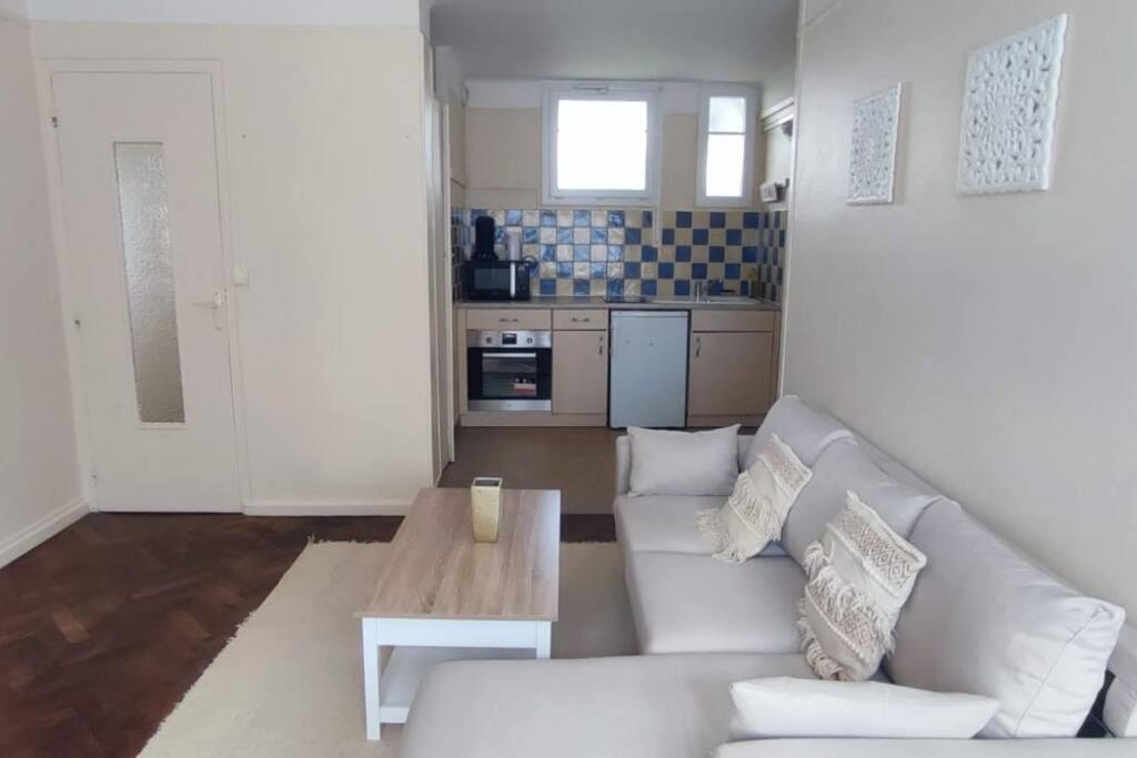Appartement Tres Bien Place Châteauroux Kültér fotó