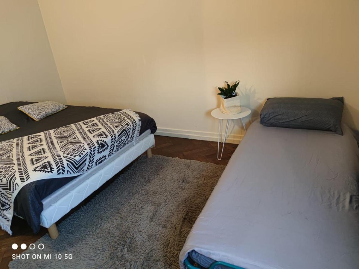 Appartement Tres Bien Place Châteauroux Kültér fotó